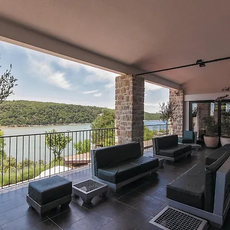 Amazing In Kampor * Kampor